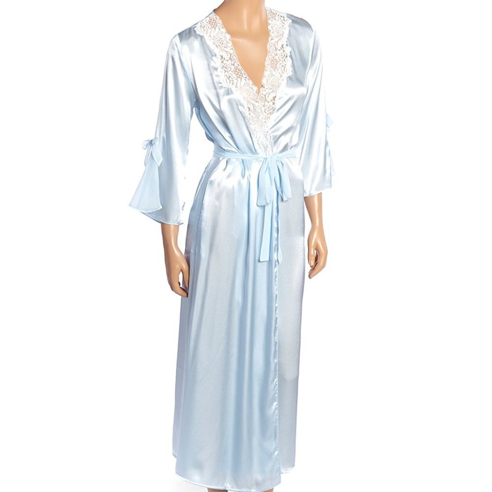 Oscar De La Renta Pink Label Always a Bride Robe